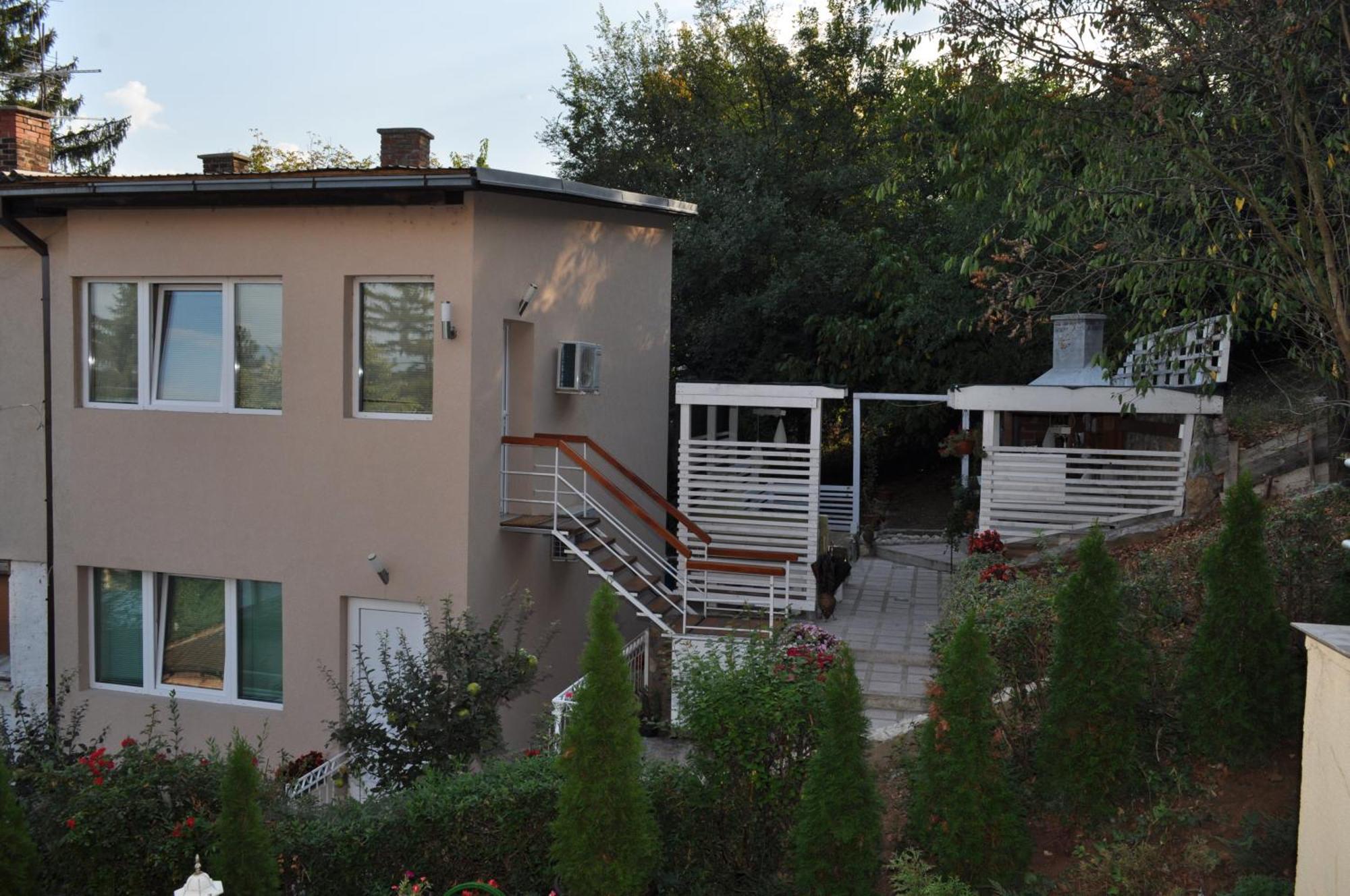 Studio Apartmani Pergolo Centar Soko Banja Exterior photo